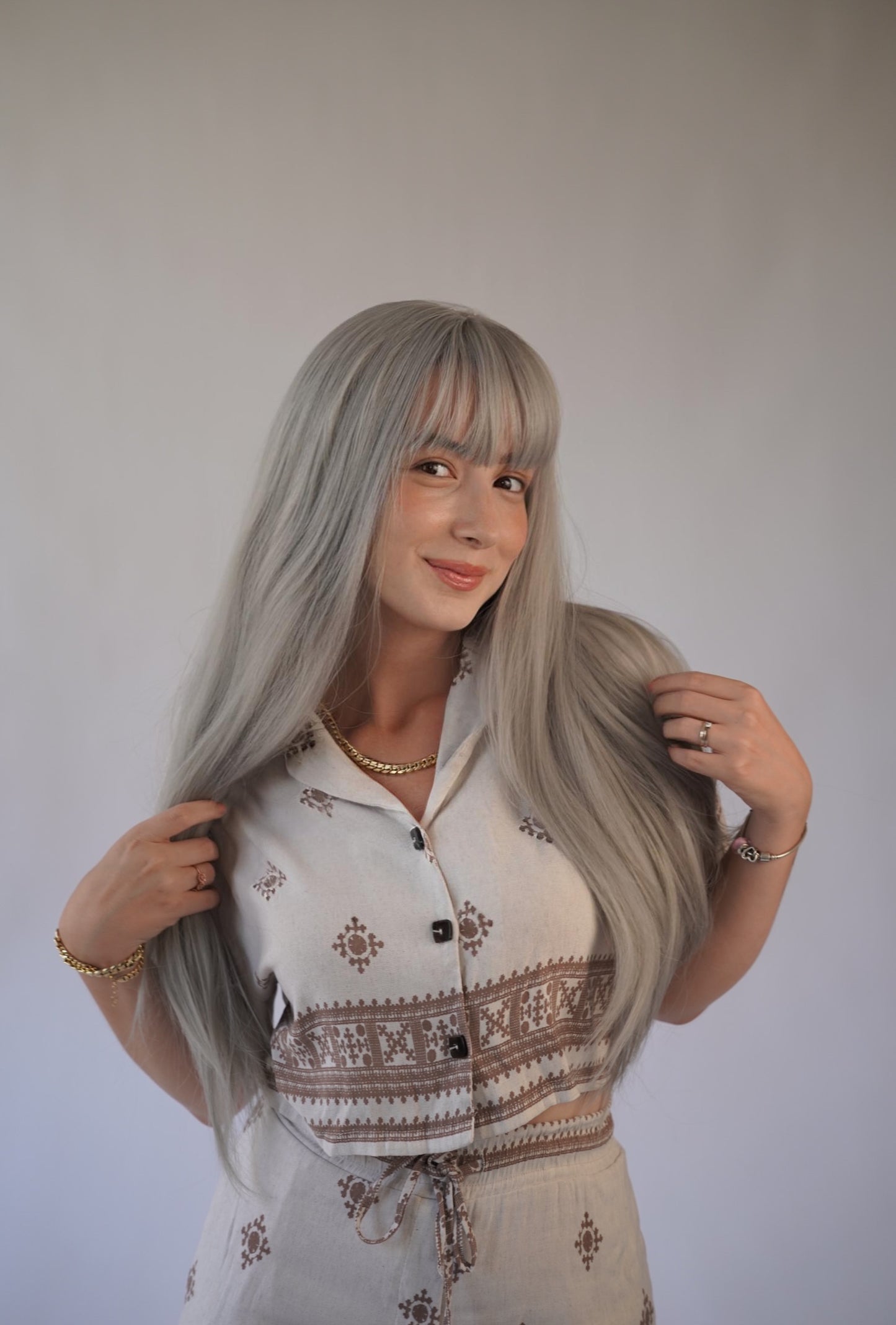 Silver Gray Wig Ash Grey Wig Ombre Gray Wig with Bangs Silver White Cosplay Wig Drag Queen Wig